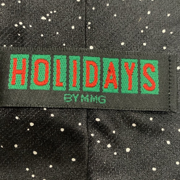 Holiday tie - Picture 3 of 6